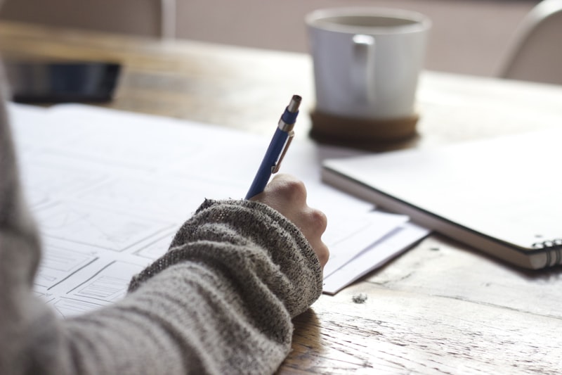 How to Track Symptoms Effectively: A Complete Guide to Health Journaling